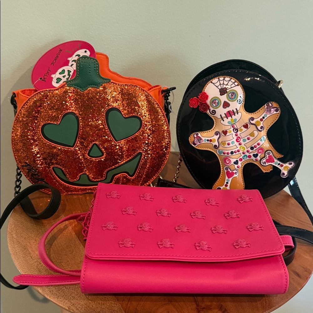 Betsey Johnson crossbody / purse lot 🎃☠️